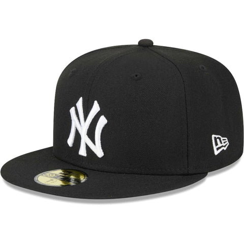 New Era New York Yankees Black Sidepatch 59FIFTY Fitted Cap