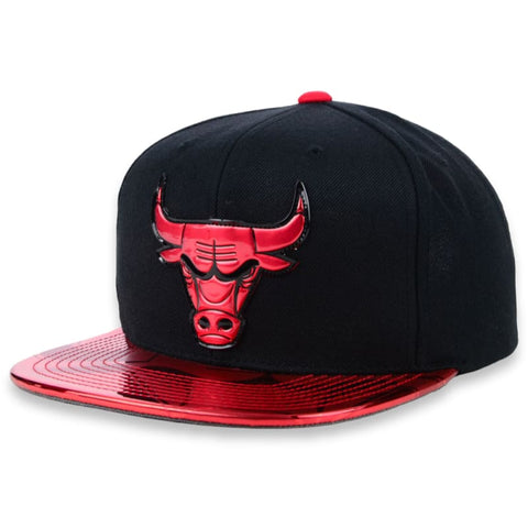 Mitchell & Ness Chicago Bulls Red Metallic Snapback Cap |